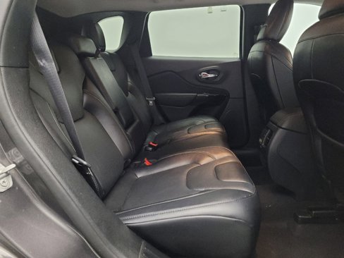 Used 2023 Jeep Cherokee Altitude Lux image 19