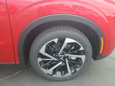 New 2025 Mitsubishi Outlander SE image 6