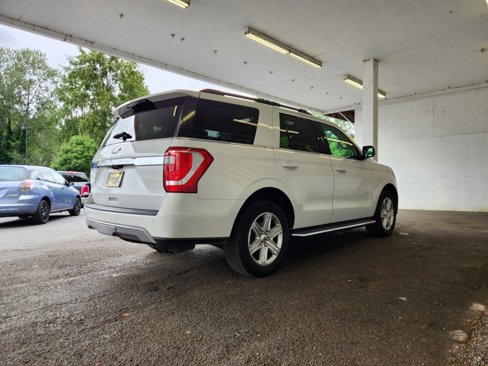Used 2020 Ford Expedition XLT w/ Equipment Group 202A image 3