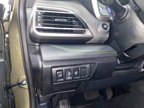 Certified 2025 Subaru Outback Onyx Edition XT image 31