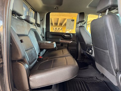 Used 2022 Chevrolet Silverado 3500 LTZ w/ LTZ Texas Edition image 26