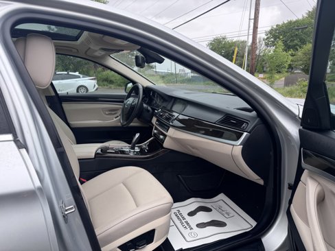 Used 2012 BMW 528i xDrive Sedan image 19
