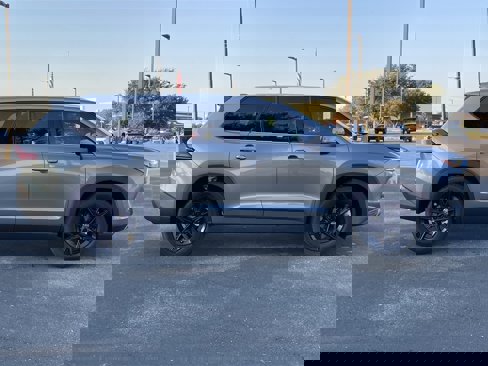 New 2026 Toyota Grand Highlander Limited image 4