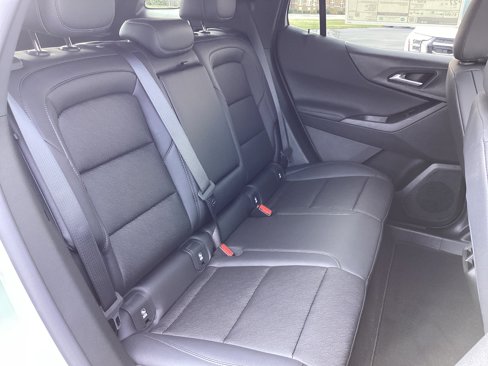New 2026 Chevrolet Equinox LT w/ Convenience Package II image 35