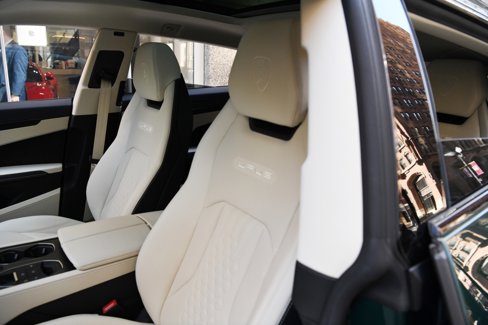 Used 2024 Lamborghini Urus S image 9
