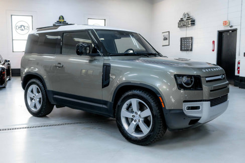 Used 2021 Land Rover Defender 90 First Edition image 4