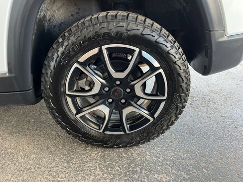 Used 2025 Jeep Compass Trailhawk image 29