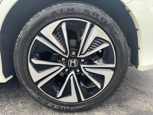 Used 2017 Honda Civic EX-T image 24