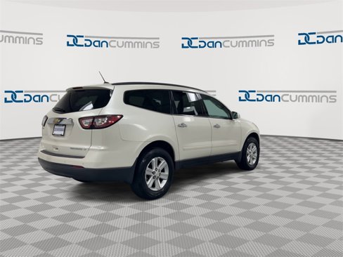 Used 2014 Chevrolet Traverse LT image 8