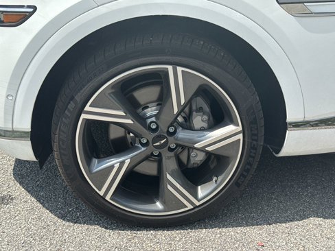 Used 2025 Genesis GV80 2.5T Prestige image 12
