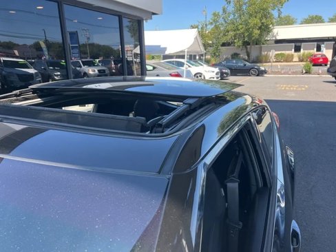 Used 2017 Hyundai Veloster Value Edition image 21
