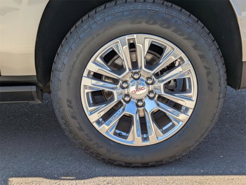 Certified 2022 GMC Yukon XL Denali image 41