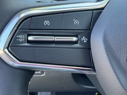 New 2026 Chevrolet Equinox EV LT image 18