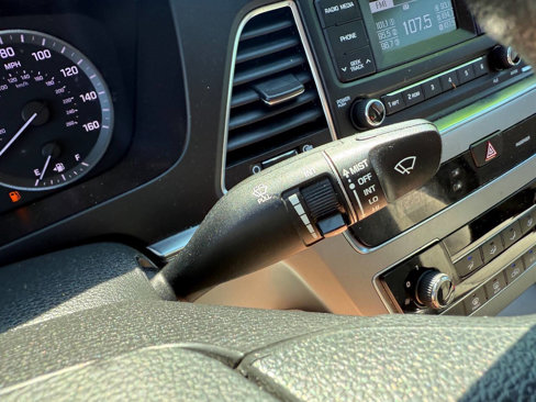 Used 2017 Hyundai Sonata SE image 23
