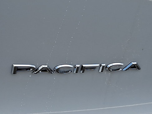 New 2026 Chrysler Pacifica Select image 15