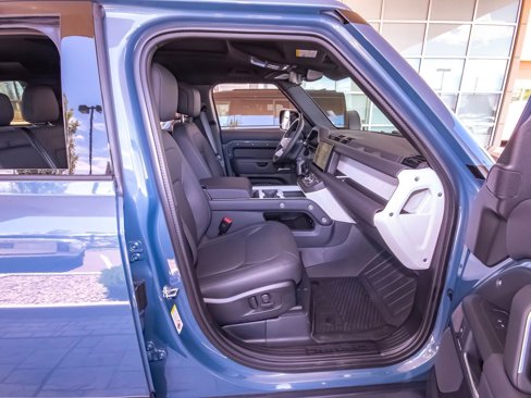 New 2025 Land Rover Defender 110 S image 42