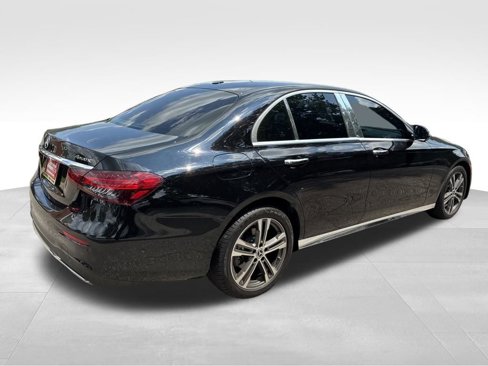 Used 2023 Mercedes-Benz E 350 4MATIC Sedan w/ Premium Package image 5