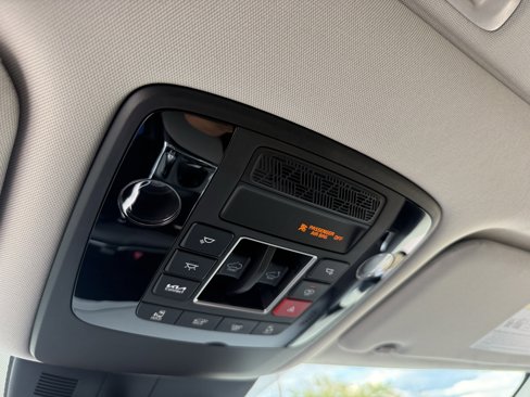New 2026 Kia Carnival SX image 26