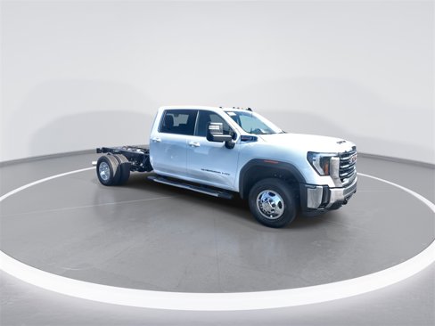 New 2026 GMC Sierra 3500 SLE w/ SLE Convenience Package image 9