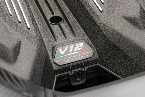 Used 2025 Lamborghini Revuelto image 39