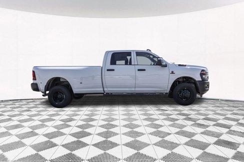 New 2026 RAM 3500 Tradesman image 8