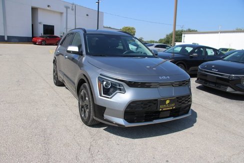 Certified 2024 Kia Niro Wind image 1