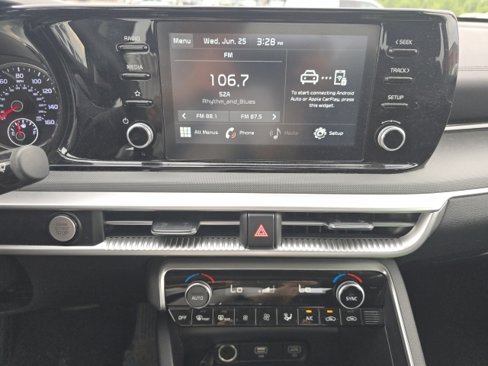 Used 2022 Kia K5 LXS image 8