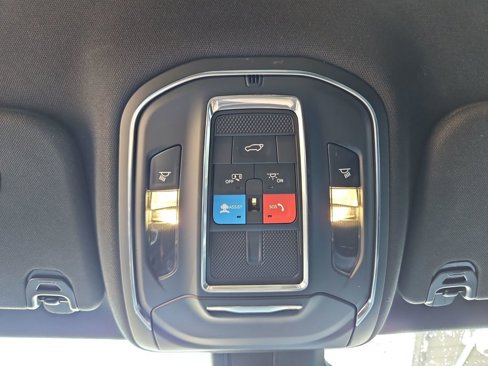 Used 2024 Jeep Wagoneer L Series III w/ Flexible Seating Group image 23