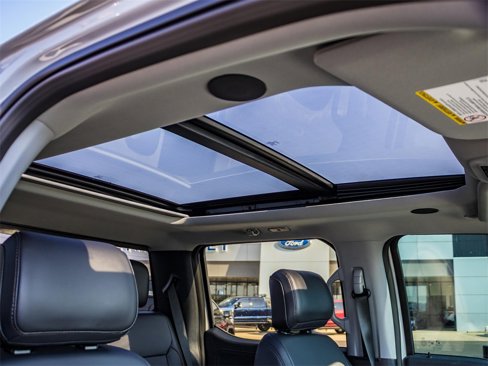 New 2026 Ford F250 Lariat w/ Black Appearance Package image 20