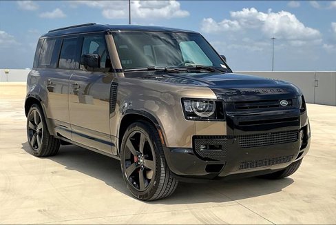 New 2025 Land Rover Defender 110 X image 2