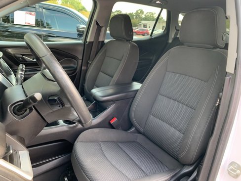 Used 2024 GMC Terrain SLE image 20