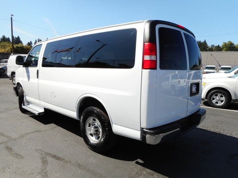 Used 2016 Chevrolet Express 3500 LT w/ LT Preferred Equipment Group image 9