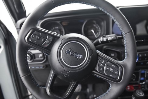 Used 2024 Jeep Wrangler Unlimited Rubicon 4xe image 17