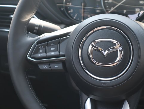New 2025 MAZDA CX-5 Signature image 9