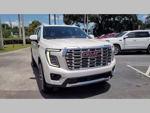 New 2025 GMC Yukon Denali w/ Denali Reserve Package image 32