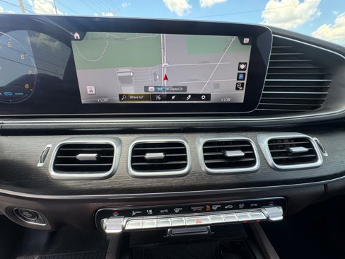 Used 2021 Mercedes-Benz GLS 450 4MATIC image 31