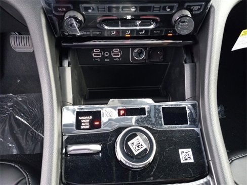New 2025 Jeep Grand Cherokee Limited w/ Black Appearance Package image 24