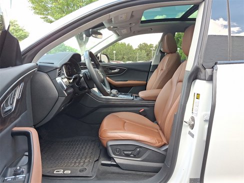 Certified 2023 Audi Q8 Premium Plus w/ Premium Plus Package image 19