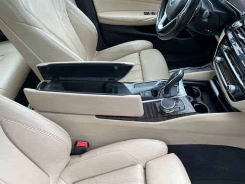 Used 2017 BMW 530i image 31