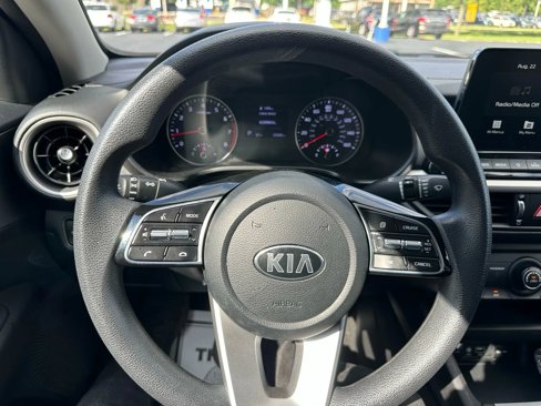 Used 2021 Kia Forte LXS image 13