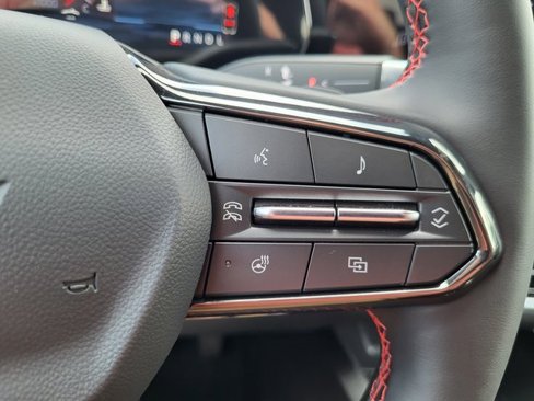 New 2026 Chevrolet Equinox RS w/ Convenience Package III image 21