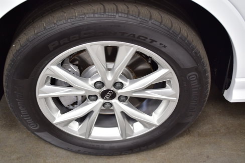 Used 2025 Audi Q3 2.0T Premium image 34