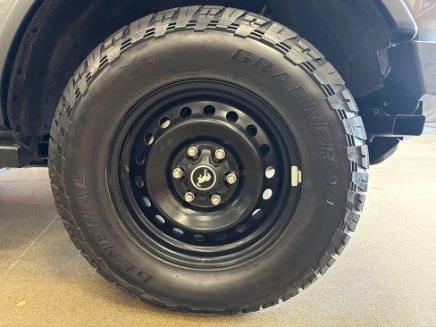Used 2023 Ford Bronco Black Diamond image 31