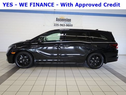 Certified 2024 Honda Odyssey Sport image 3