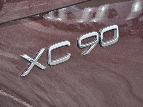 Used 2025 Volvo XC90 T8 Plus w/ Protection Package Premier image 34
