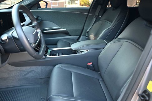 Used 2023 Lucid Air Pure image 14