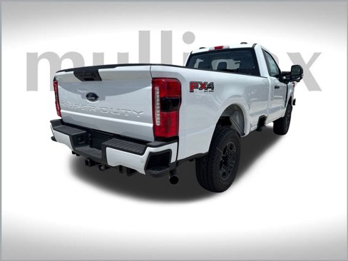 New 2025 Ford F350 4x4 Regular Cab Super Duty image 13