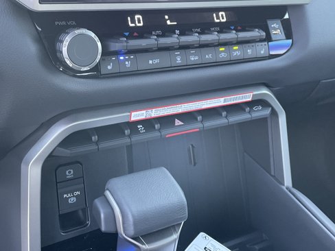 New 2026 Toyota Tundra Limited image 8