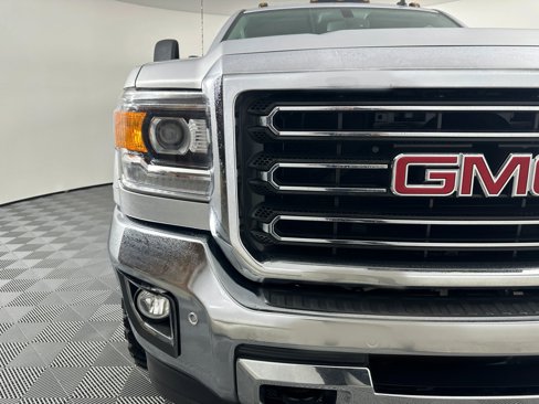 Used 2015 GMC Sierra 3500 SLT w/ Duramax Plus Package image 5