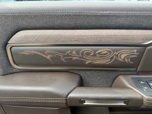 New 2025 RAM 2500 Limited image 17
